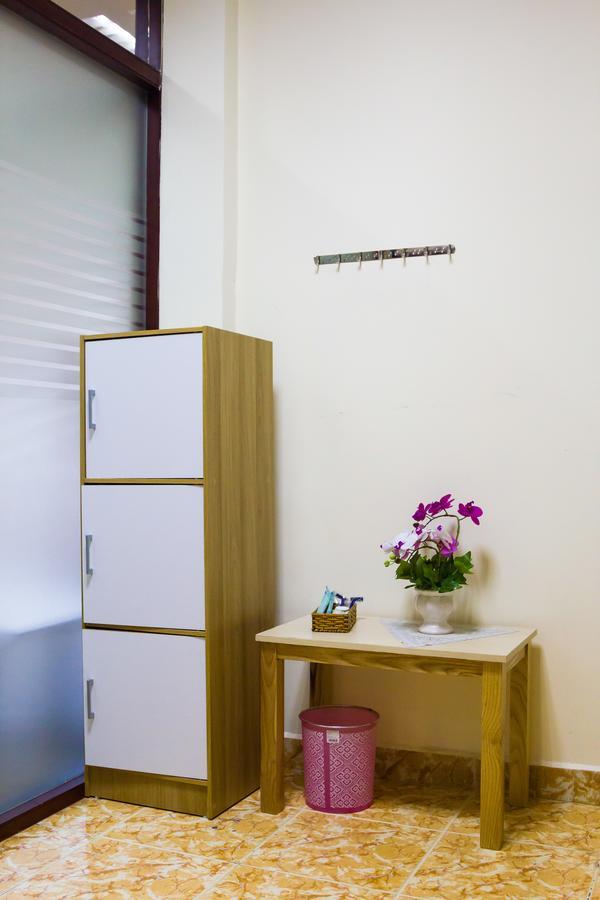 Dream Box Hostel Вунгтау Экстерьер фото